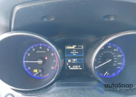 2015 Subaru Legacy 2.5I Premium z USA, uszkodzony, nr VIN 4S3BNAE63F3015824